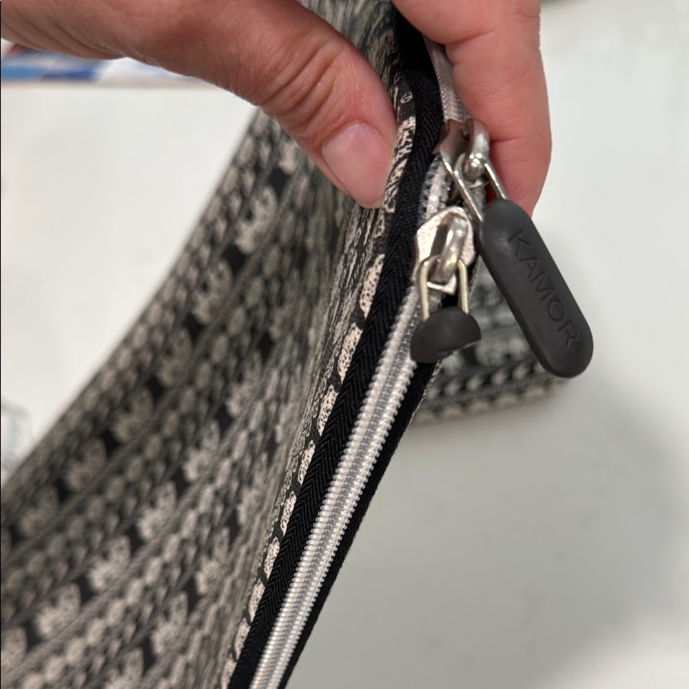 KAMOR - Picture 7 of 10